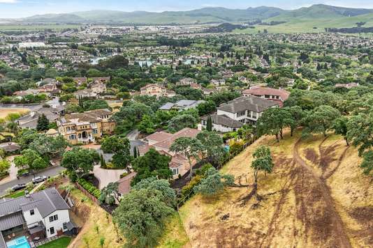 5323 Laurel Ridge Ct Fairfield, CA 94534 7