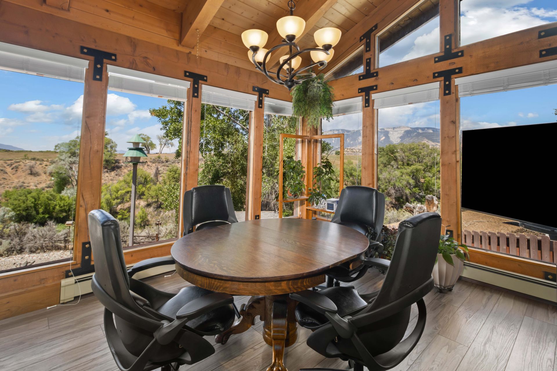 573 Mesa Avenue, Rifle, CO 10