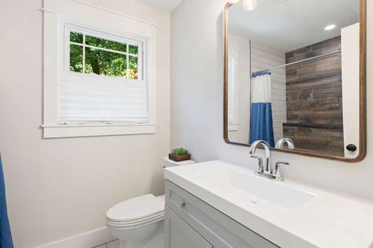 1009 Collins Drive, Raleigh NC 27509 9