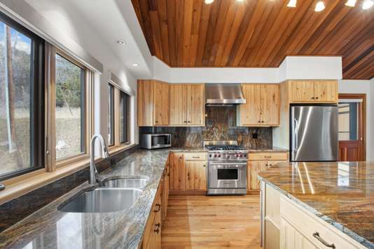 46233 U.S. 6, Glenwood Springs, CO 4